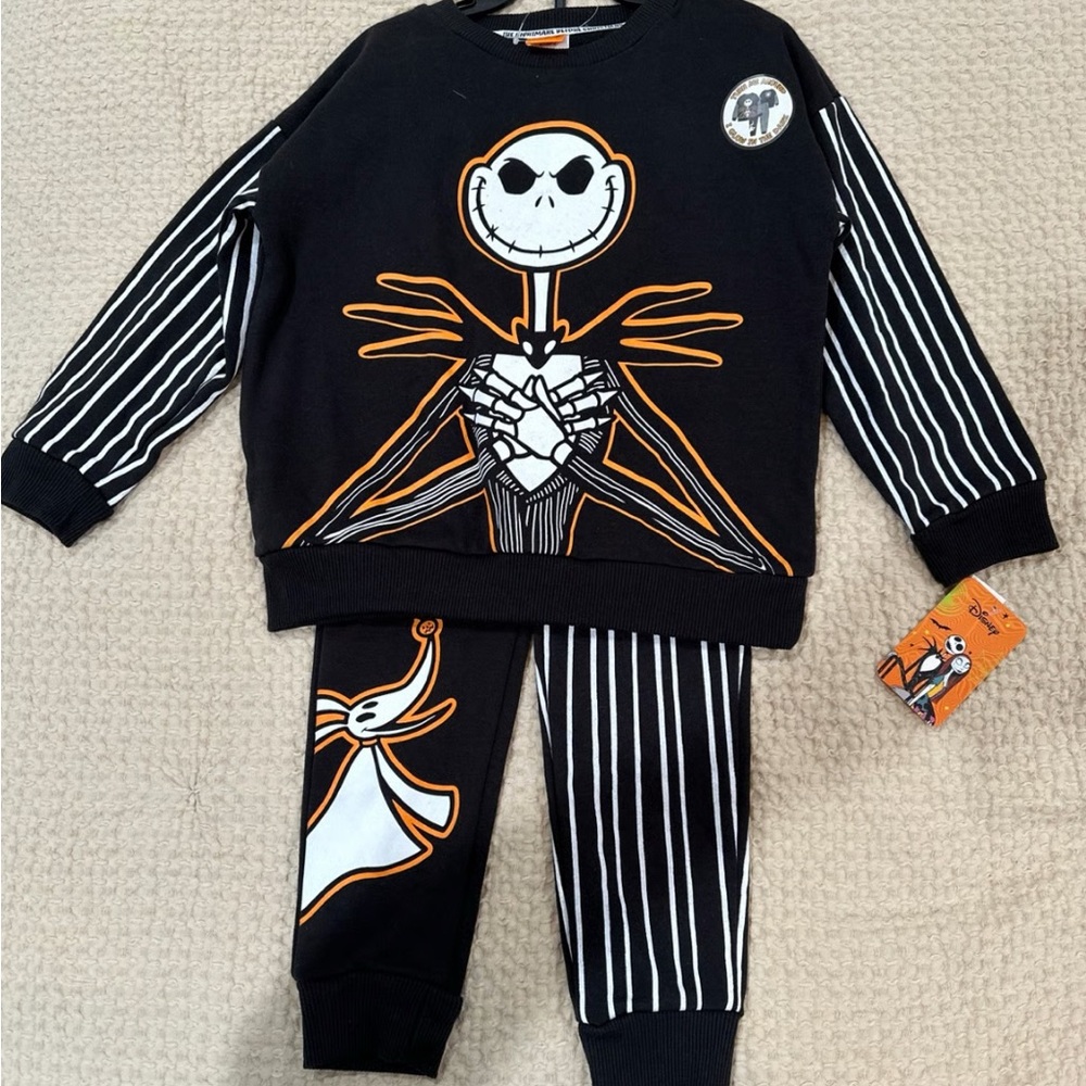 NWT Disney Boys Halloween Nightmare Before XMAS Jogger Set Size: 18M